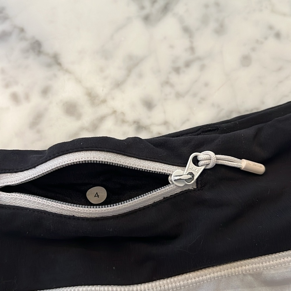 Lululemon🍋 Speed Short - Picture 6 of 7